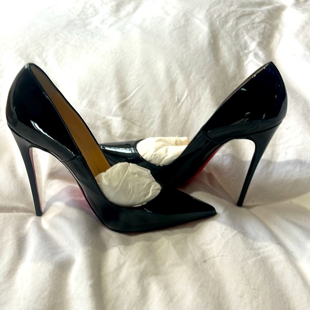 NIB Christian Louboutin So Kate Black Patent from Paris